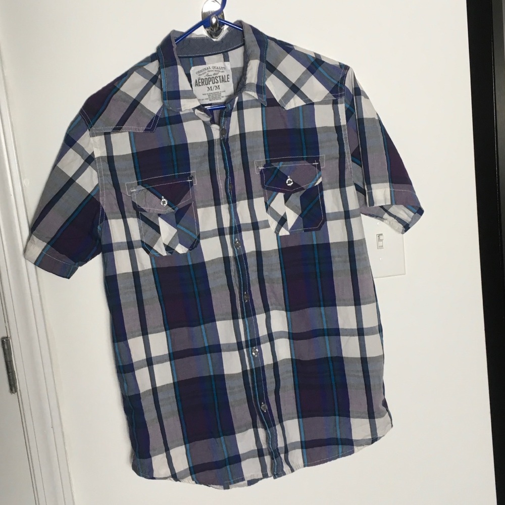 Men’s Aeropostale plaid button down size medium